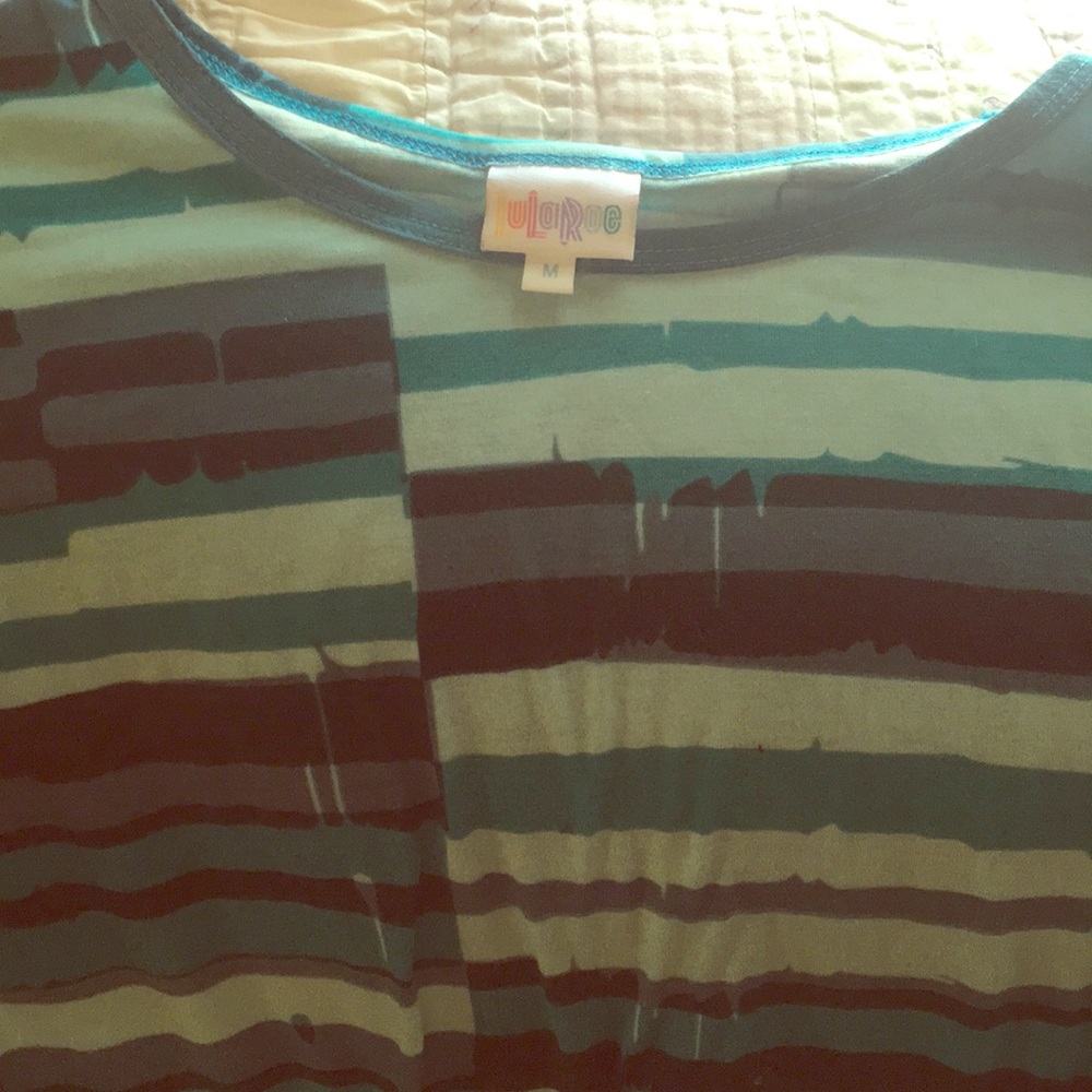 SZ medium lularoe irma